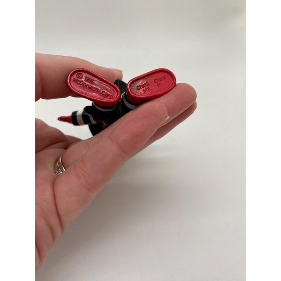 Vintage 1995 McDonald's Hamburglar Figurine: Rare Happy Meal Collectible - Picture 8 of 8